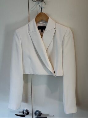 Karen Millen White Cropped White / Cream Blazer Jacket